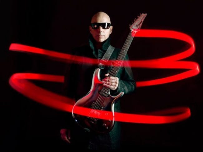 Joe Satriani – Új lemezével érkezik Budapestre a gitárlegenda