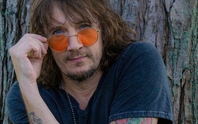 Donnie Vie – Akusztikus dal az ex-Enuff Z’Nuff énekestől