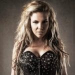 Kobra Paige