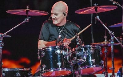 Chris Slade – „Sokkolt Brian távozása”