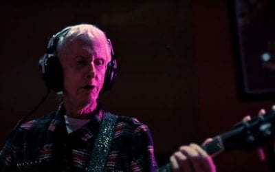 Robby Krieger – Így nyomja élőben a The Hitch című nótát