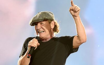 Az AC/DC énekesének önéletrajzi könyve jelenik meg