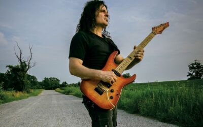 Kezdd a 2022-es koncertszezont Vinnie Moore-ral!