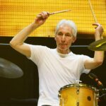 Feketére festve – Charlie Watts emlékére