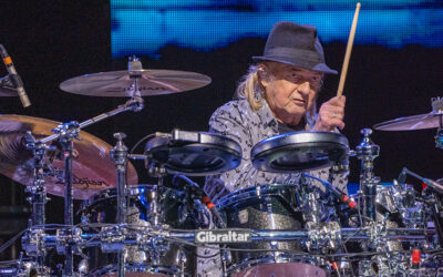 Yes – Elhunyt Alan White