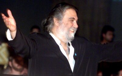 Elhunyt Vangelis