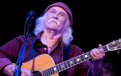 Elhunyt David Crosby