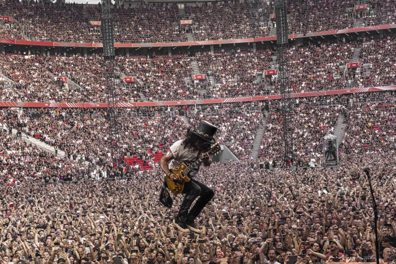 Ha Puskás, akkor telt ház: Guns N’ Roses – Puskás Aréna, 2023. 07. 19.