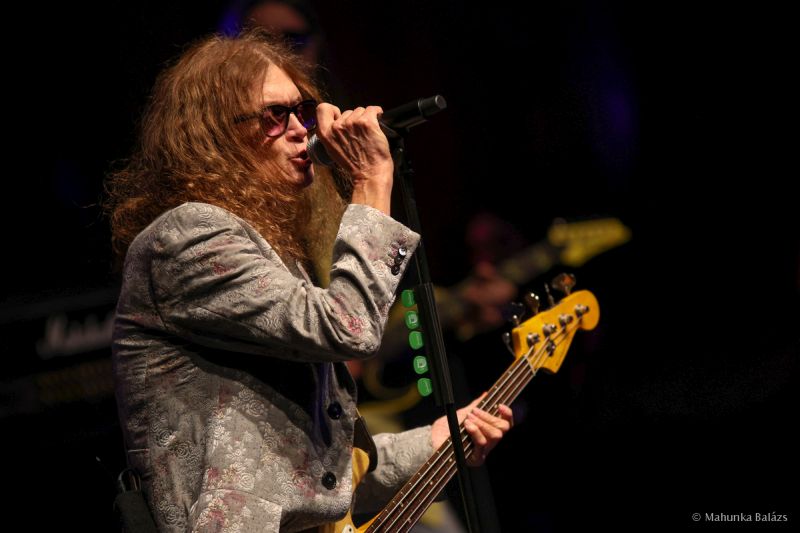 Glenn Hughes