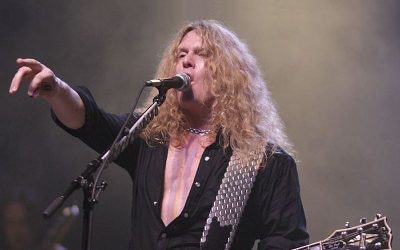 Elhunyt John Sykes