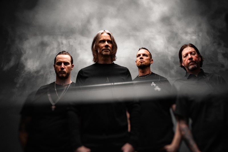 Alter Bridge – A korai klubkoncertjeik hangulatát idézik meg