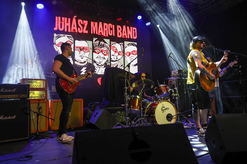 Juhász Marci Band 