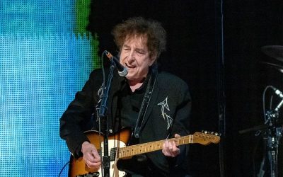 Bob Dylan – Van Morrison-dalt adott elő Belfastban