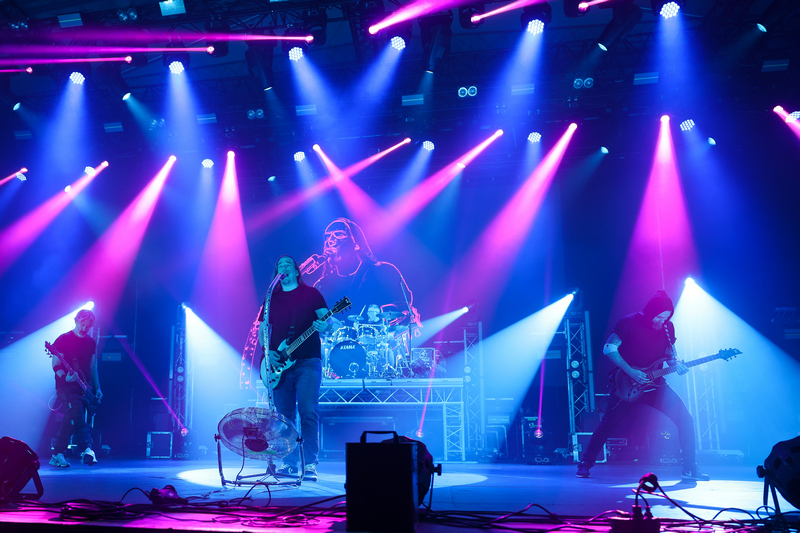 Péntek esti lazulás: Depresszió-lemezbemutató koncert – Barba Negra, 2025. 11. 21.