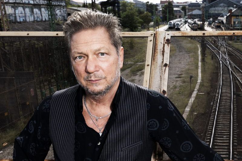 Vörös István – Új lemezzel és nagykoncerttel búcsúztatja az évet