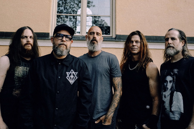 In Flames – 11 zenekarossá erősödött a koncert