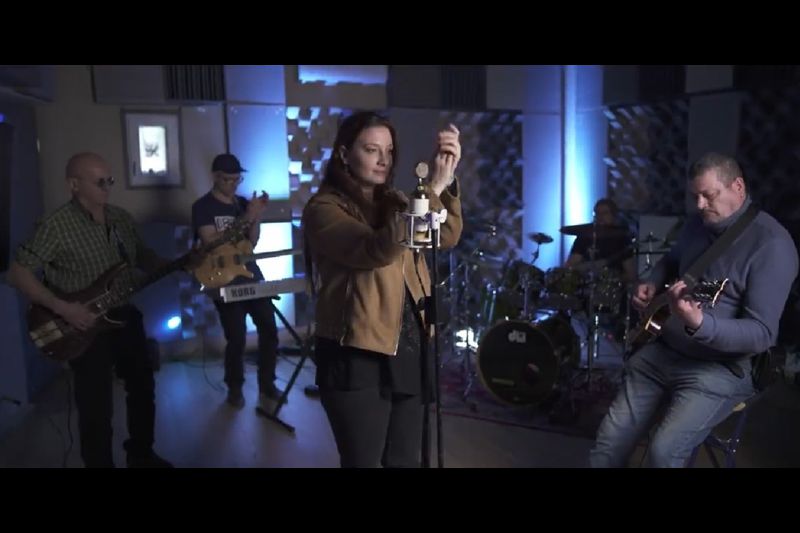 Broken Springs – Miskolctól a nemzetközi prog színtérig