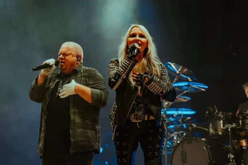 Dirkschneider – Doro beugrott duettezni